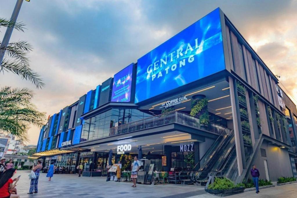 Oyo 126 Patong Station House Hotel Bagian luar foto
